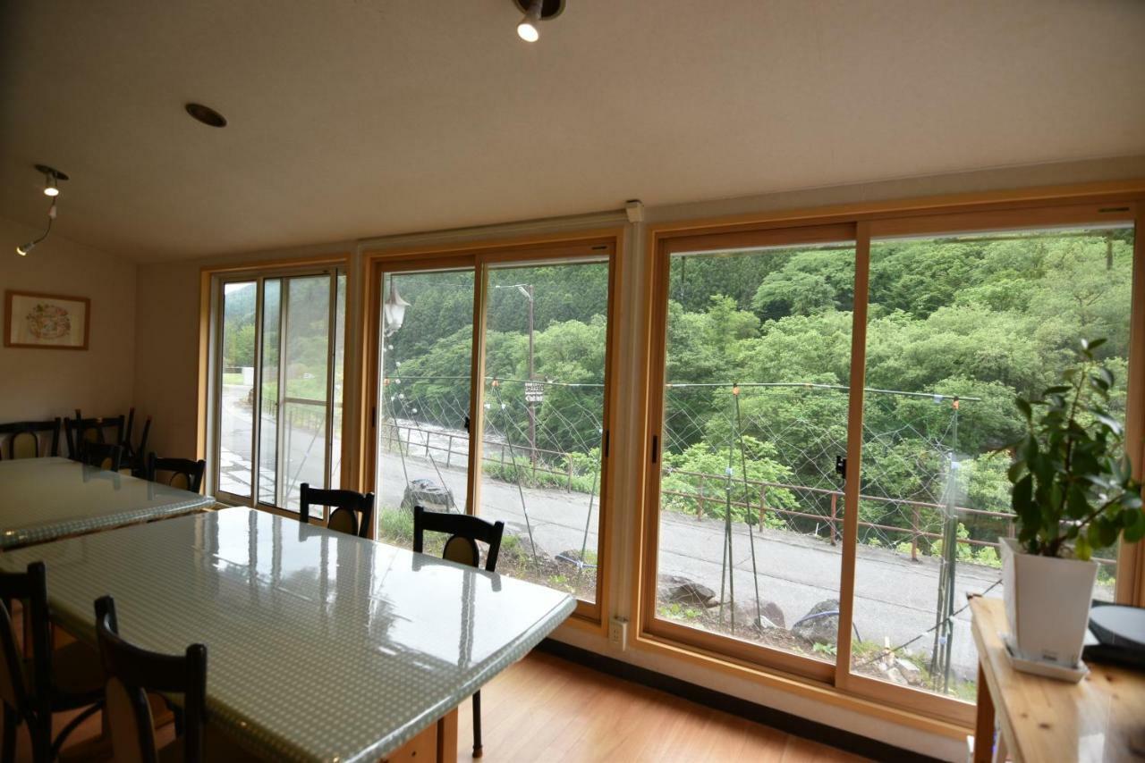 Tanigawadake Raspberry Youth Hostel Минаками Экстерьер фото